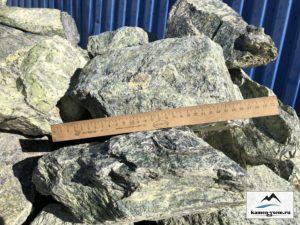 Скальник зелёный змеевик 300-500 мм