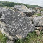 Валун мрамор черный до 5 тонн